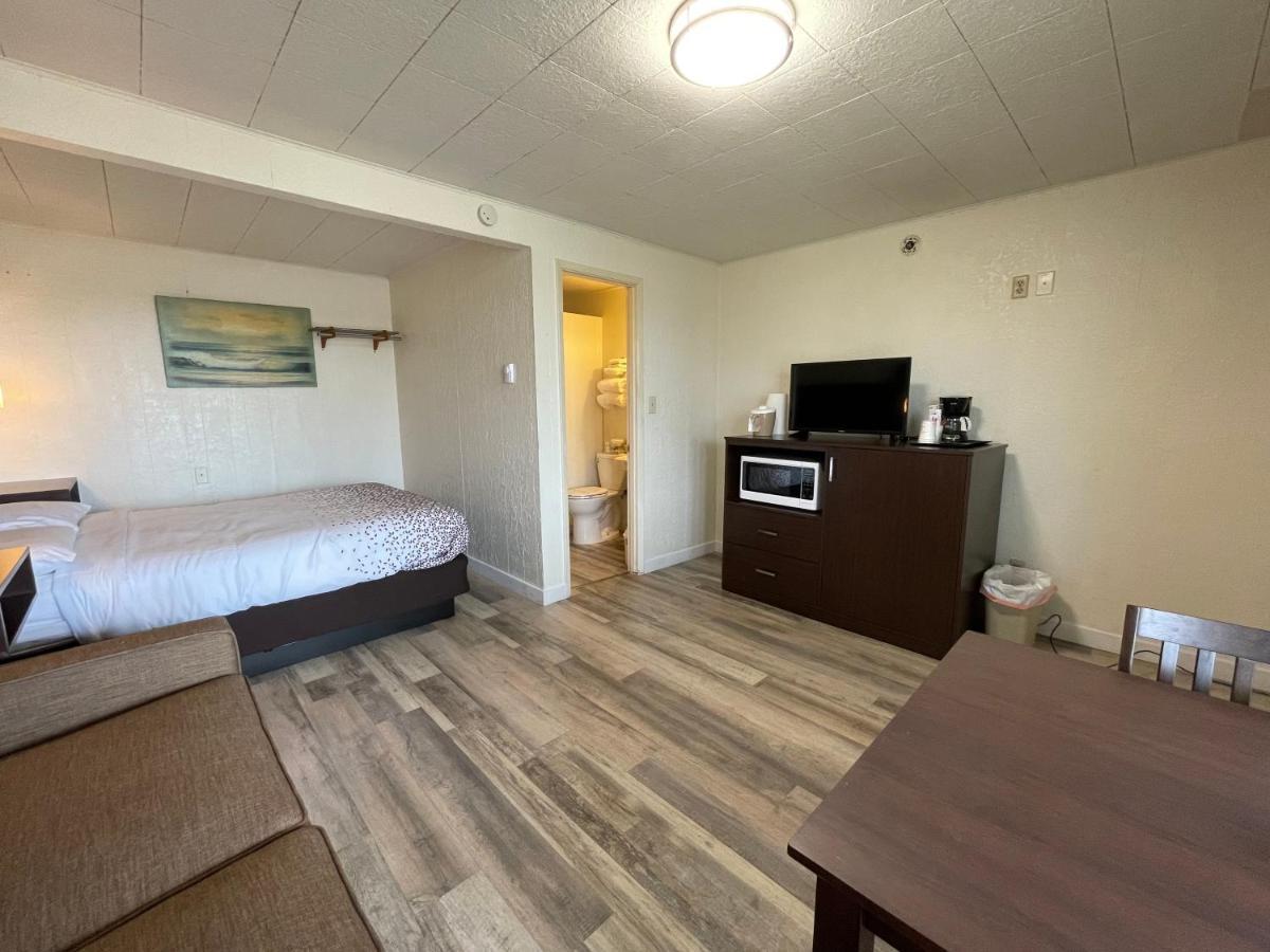 Holiday Motel Уэстпорт Экстерьер фото